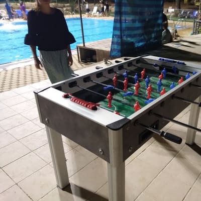 שולחן משחק - כדורגל שולחן
