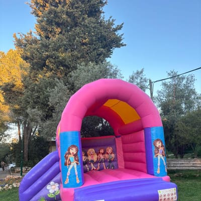 משולב קפיצה ומגלשה